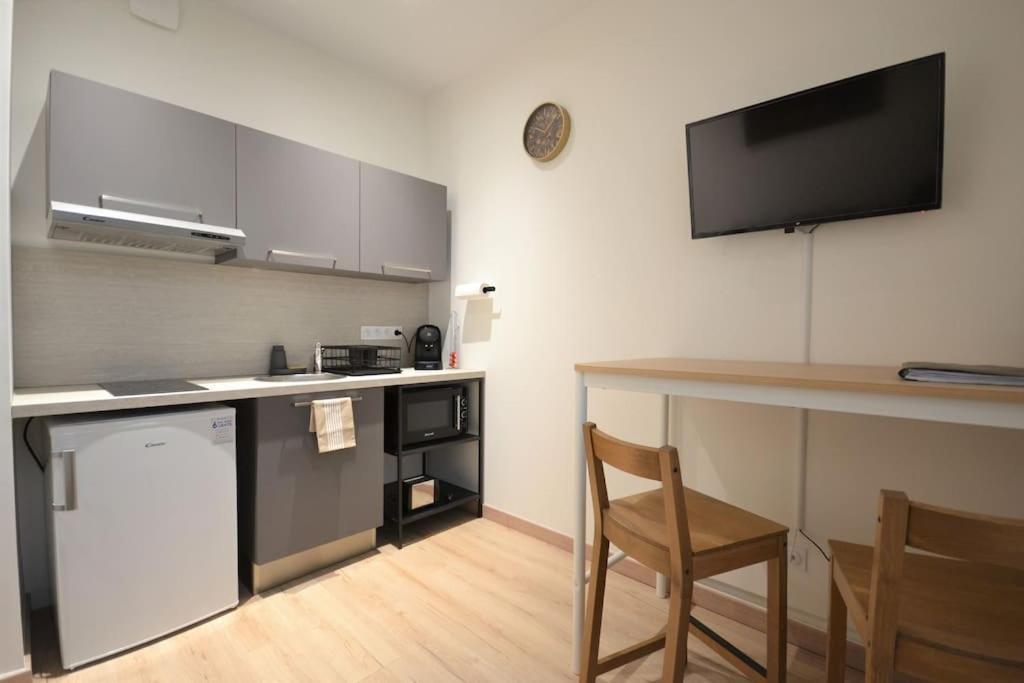 Studio en résidence privée à Villeurbanne Exterior foto